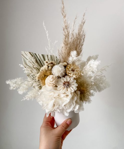 Bundoora Melbourne Dried Flower Delivery