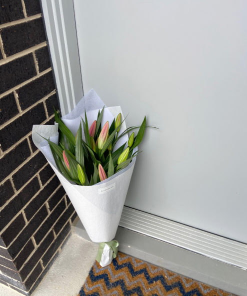 Flower delivery Bundoora Mill Park Greensbourgh