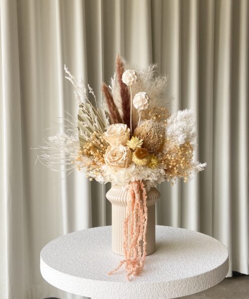 Chloe Everlasting Flower Arrangement
